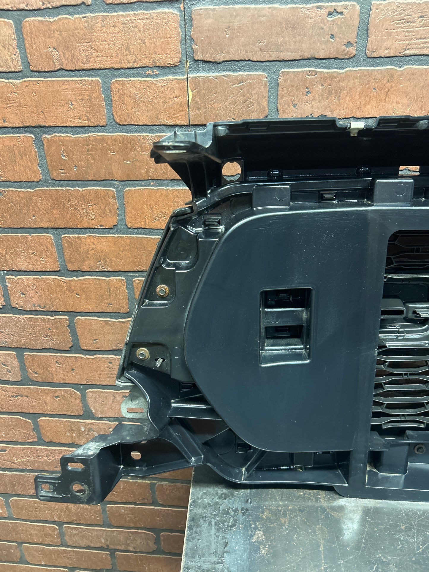 2019-2023 DODGE RAM 1500 FRONT BLACK GRILLE OEM 68366528AH