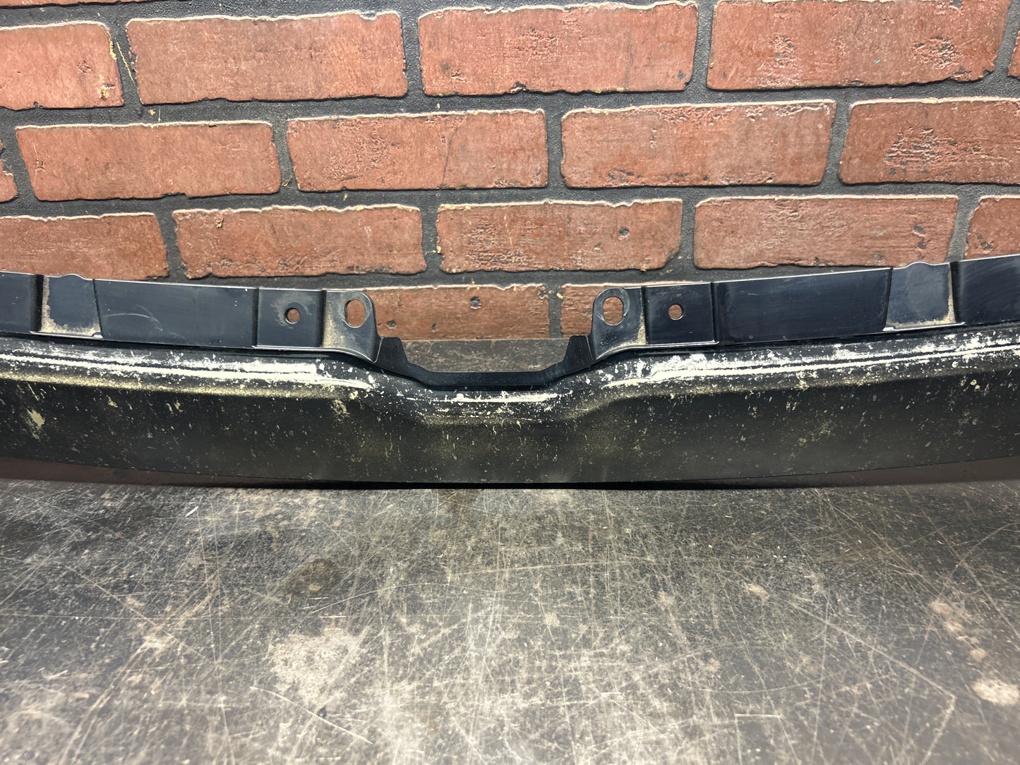 2019-2023 RAM 1500 UPPER GRILLE MOLDING TRIM BLACK OEM 68335015AG