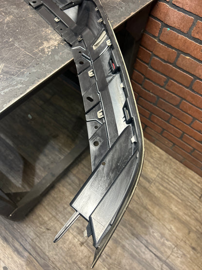 2019-2023 RAM 1500 UPPER GRILLE MOLDING TRIM BLACK OEM 68335015AG