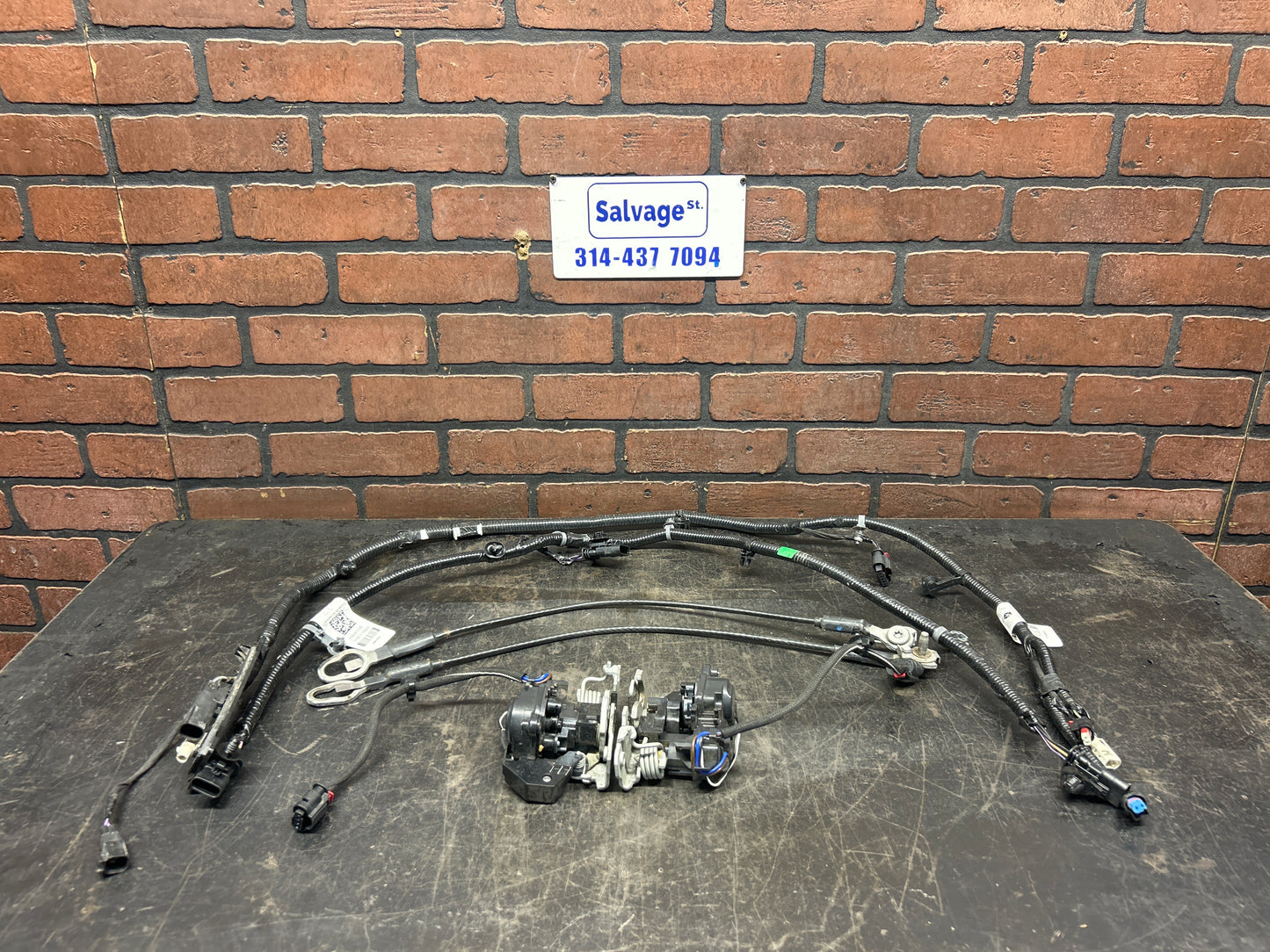 2019-2026 Ram 1500 Tailgate Wiring Harness Actuator and Locking Mechanism OEM