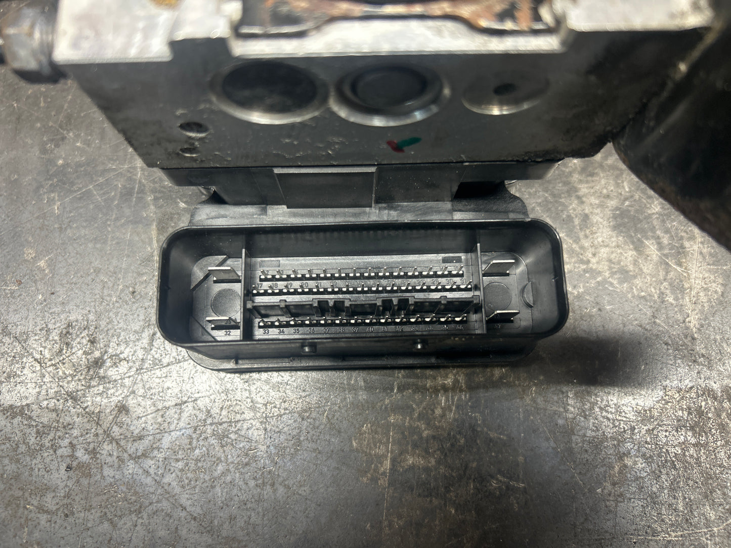 2014-16 Dodge Truck 1500 ABS Anti-lock Brake Module ABS Pump 68193650AE OEM
