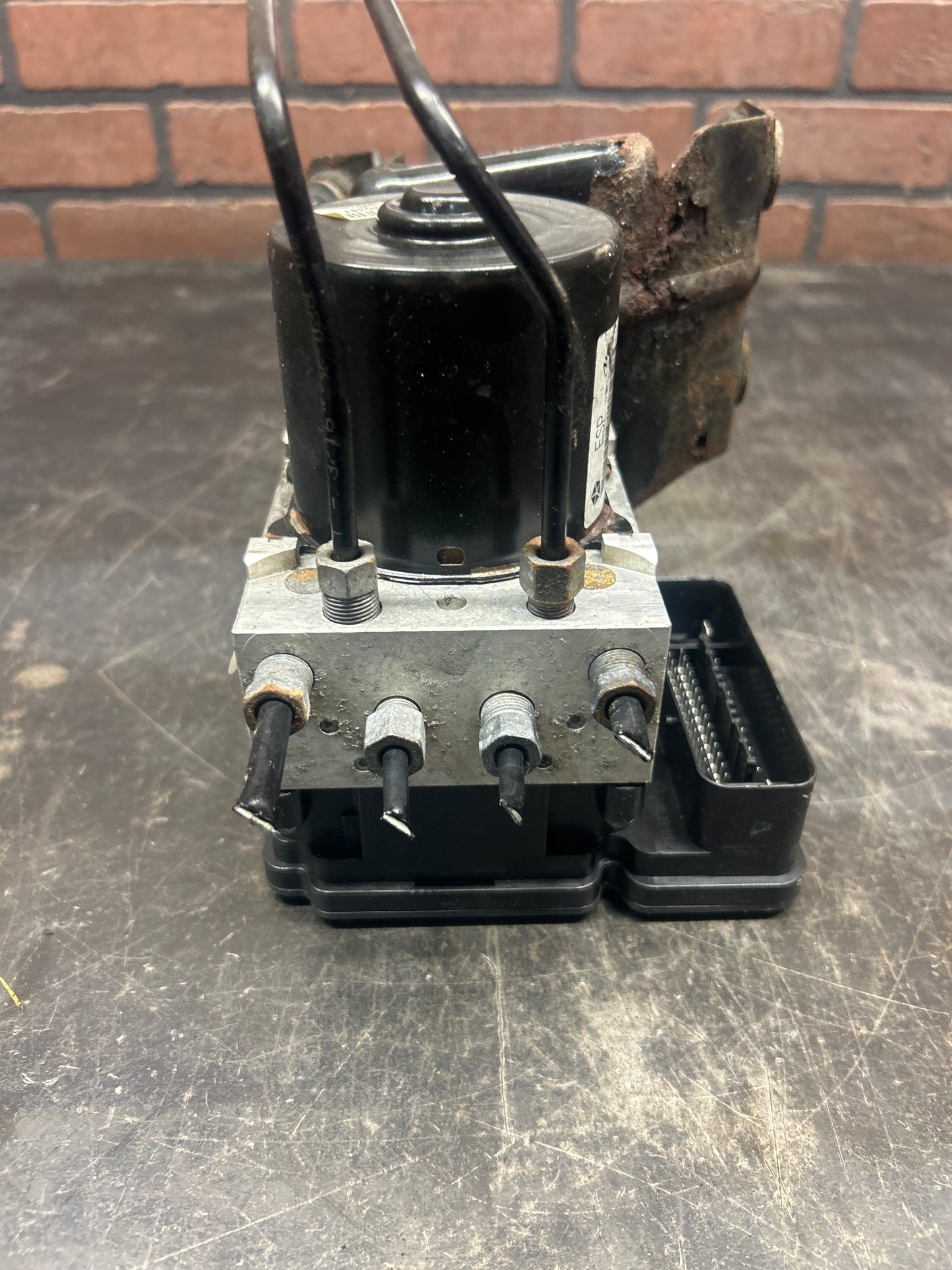 2014-16 Dodge Truck 1500 ABS Anti-lock Brake Module ABS Pump 68193650AE OEM