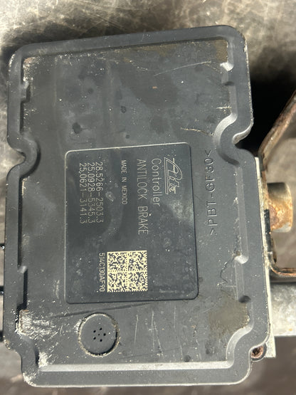 2014-16 Dodge Truck 1500 ABS Anti-lock Brake Module ABS Pump 68193650AE OEM