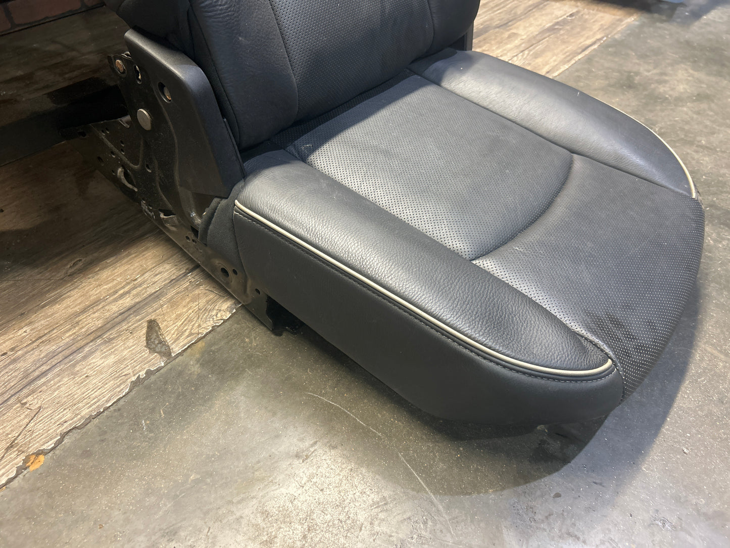 2013-2018 Ram 1500 Laramie Limited Rear Back Seat Set Tan Stitching OEM