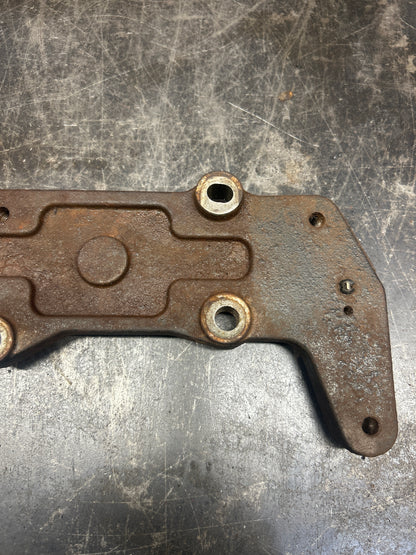 2014-19 Ram 1500 Eco Diesel A/T Automatic Transmission Mount Bracket 68160949AB