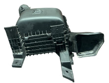 2014-2018 Dodge Ram Eco Diesel 1500 Air Intake Box Filter Cleaner Box OEM 3.0L