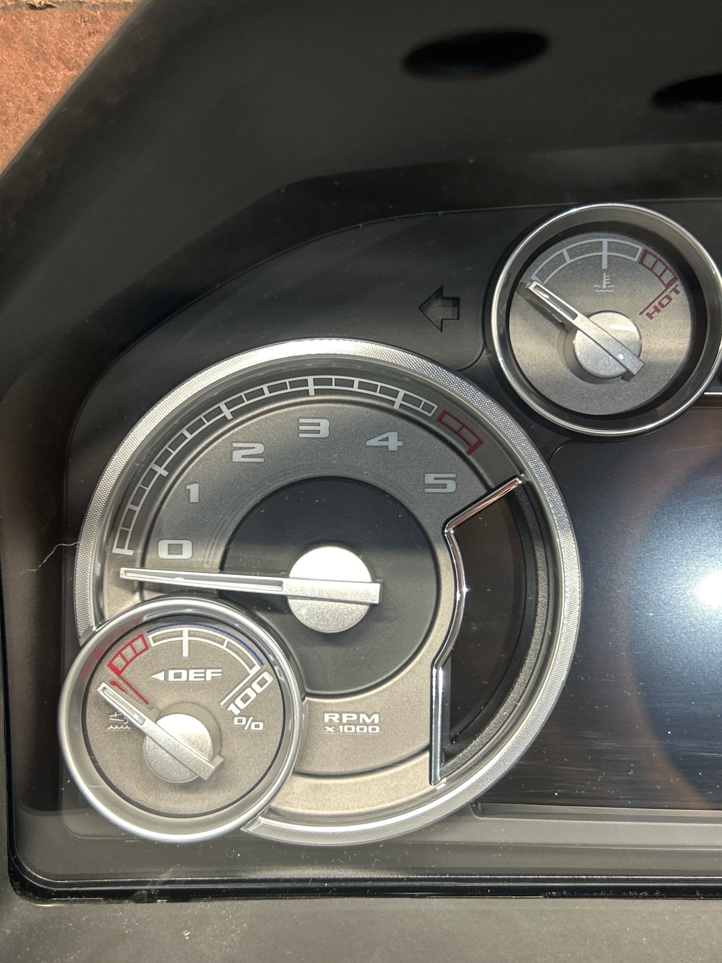 2015 Dodge Ram 1500 3.0L Ecodiesel DIESEL Gauge Cluster and Bezel Cover OEM
