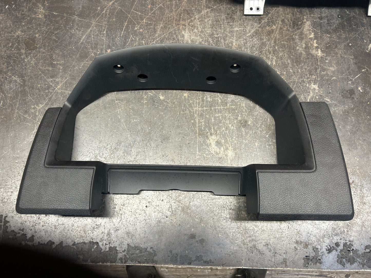 2015 Dodge Ram 1500 3.0L Ecodiesel DIESEL Gauge Cluster and Bezel Cover OEM