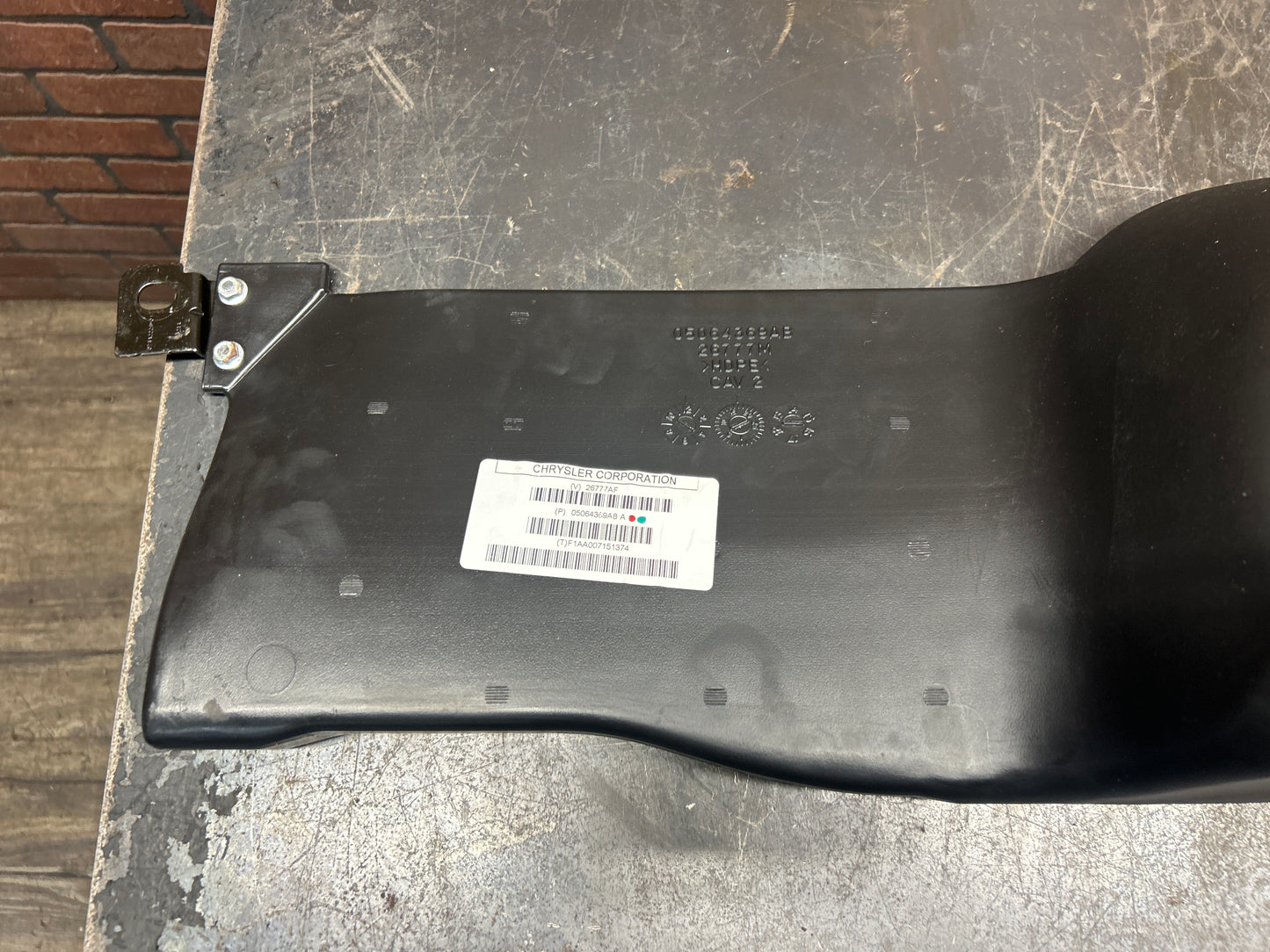 13-18 Dodge RAM 1500-3500 Subwoofer Box With Subwoofer Speaker OEM 05064369AB