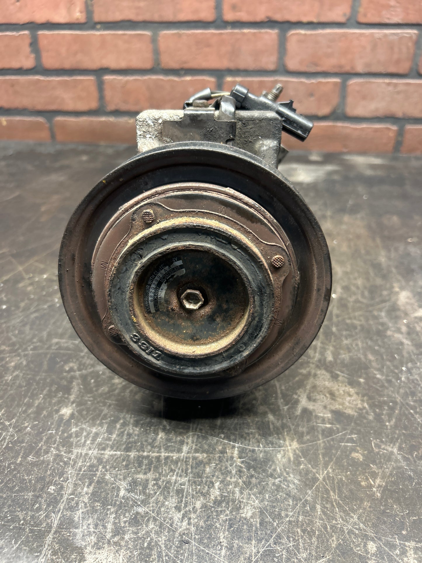 2014-2018 Dodge Ram 1500 3.0 Eco Diesel AC Compressor P68202995AA OEM