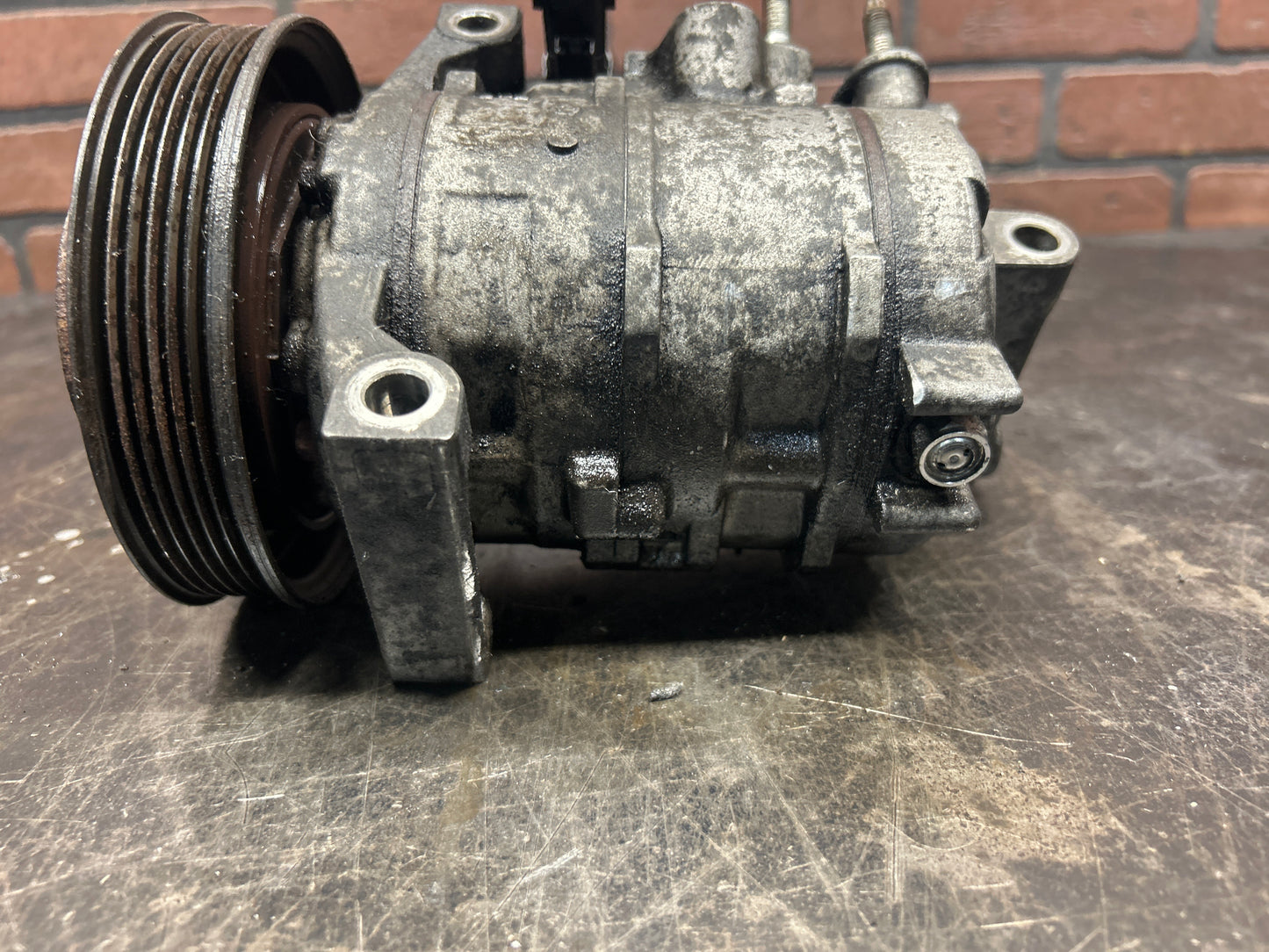 2014-2018 Dodge Ram 1500 3.0 Eco Diesel AC Compressor P68202995AA OEM