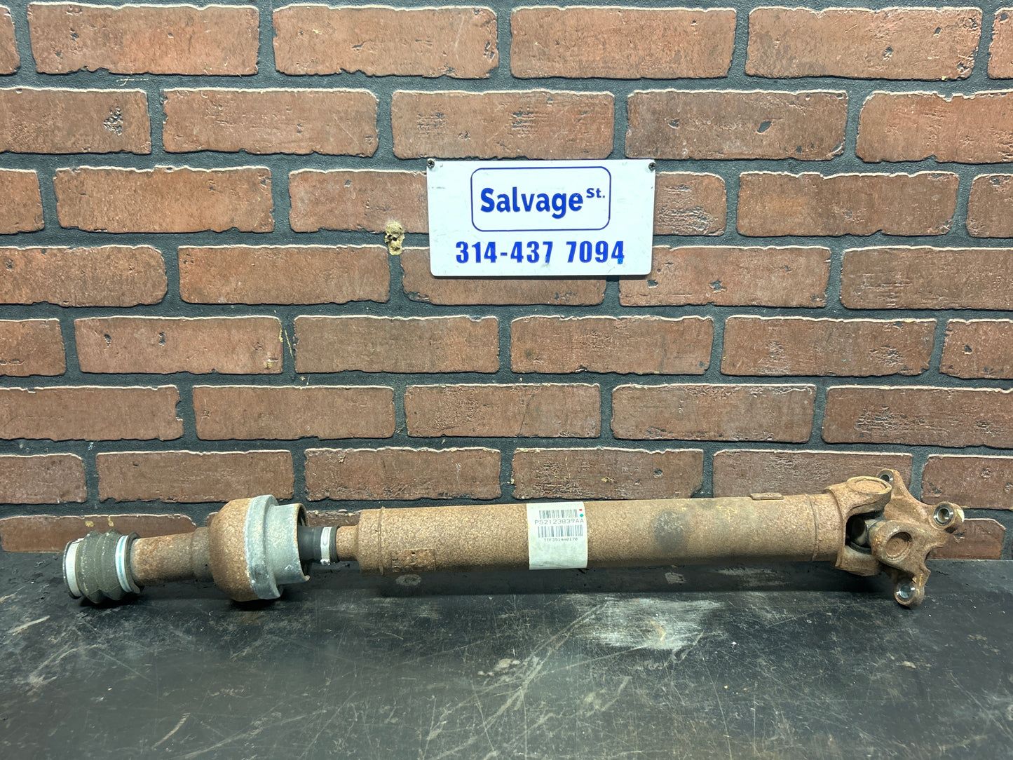 2014-2018 RAM 1500 3.0L ECO DIESEL FRONT DRIVE SHAFT P52123839AA