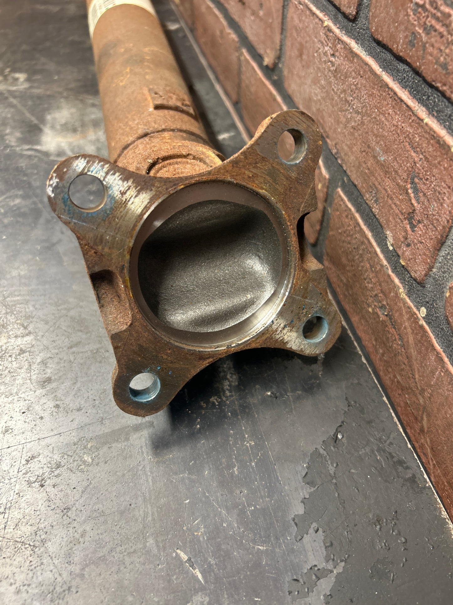 2014-2018 RAM 1500 3.0L ECO DIESEL FRONT DRIVE SHAFT P52123839AA