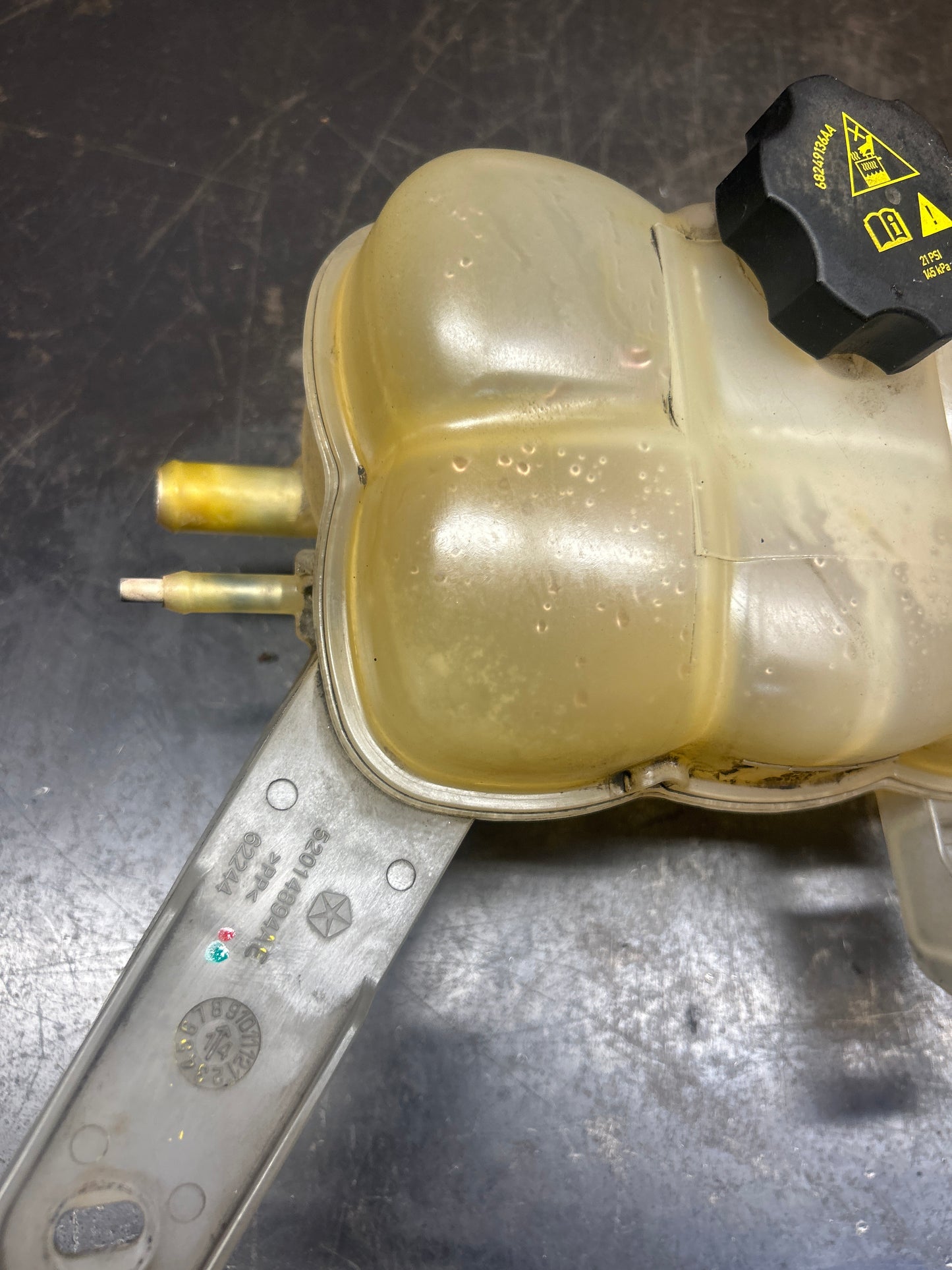 2014-19  Ram 1500 3.0L EcoDiesel Engine Coolant Reservoir Tank OEM 52014894AE