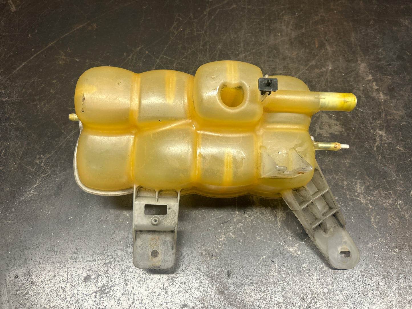 2014-19  Ram 1500 3.0L EcoDiesel Engine Coolant Reservoir Tank OEM 52014894AE