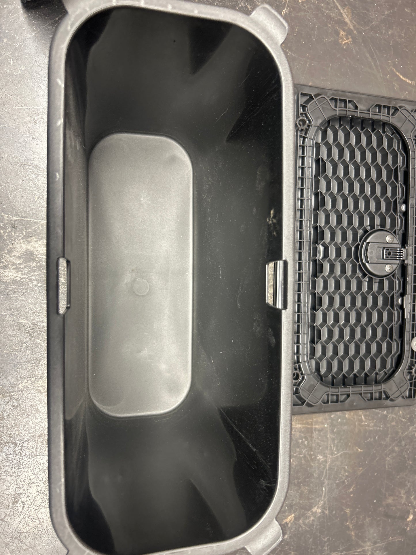 12-26 RAM 1500 2500 3500 OEM STORAGE BIN REAR FLOOR BOX COVER UNDER SEAT