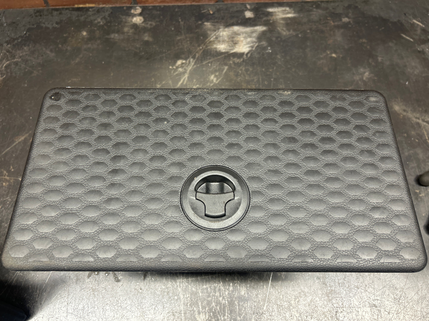 12-26 RAM 1500 2500 3500 OEM STORAGE BIN REAR FLOOR BOX COVER UNDER SEAT