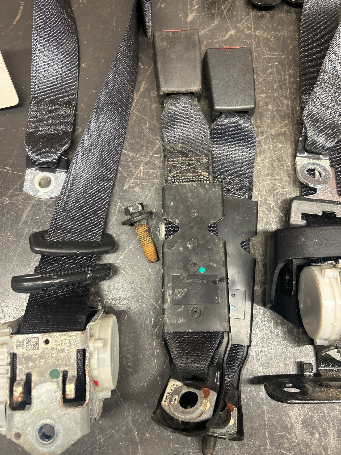 2013-2020 Dodge Ram 1500 Seat Belt Retractor Set Front & Rear OEM PP961X9AH