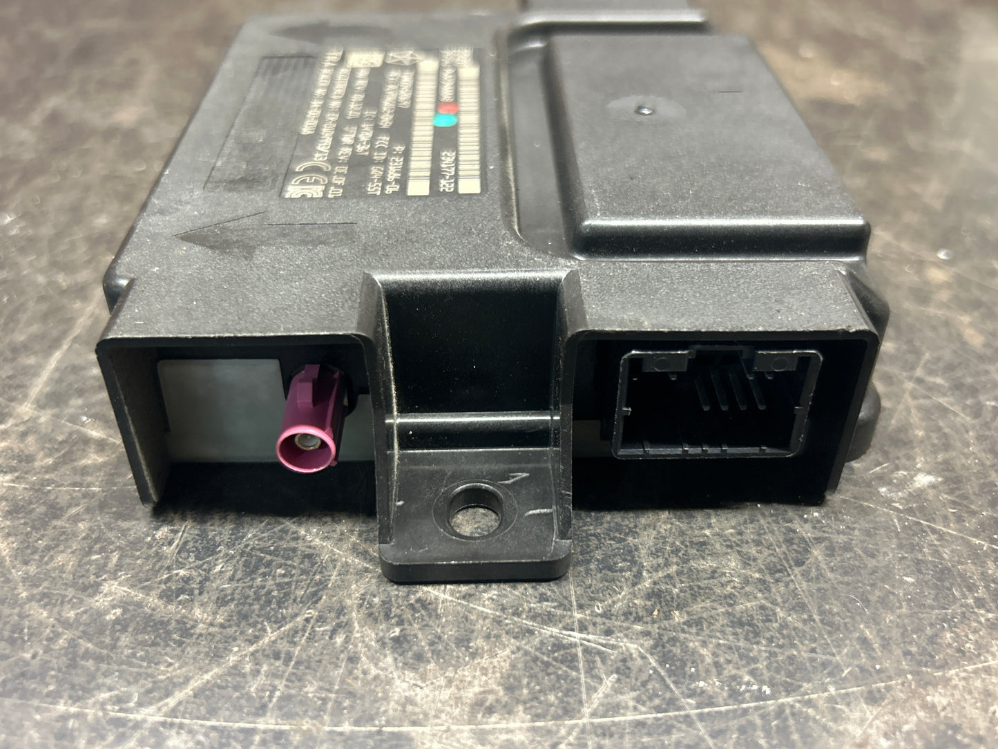 2014-2018 Ram 1500 2500 3500 OEM RF Hub Keyless Entry Module P68234884AC