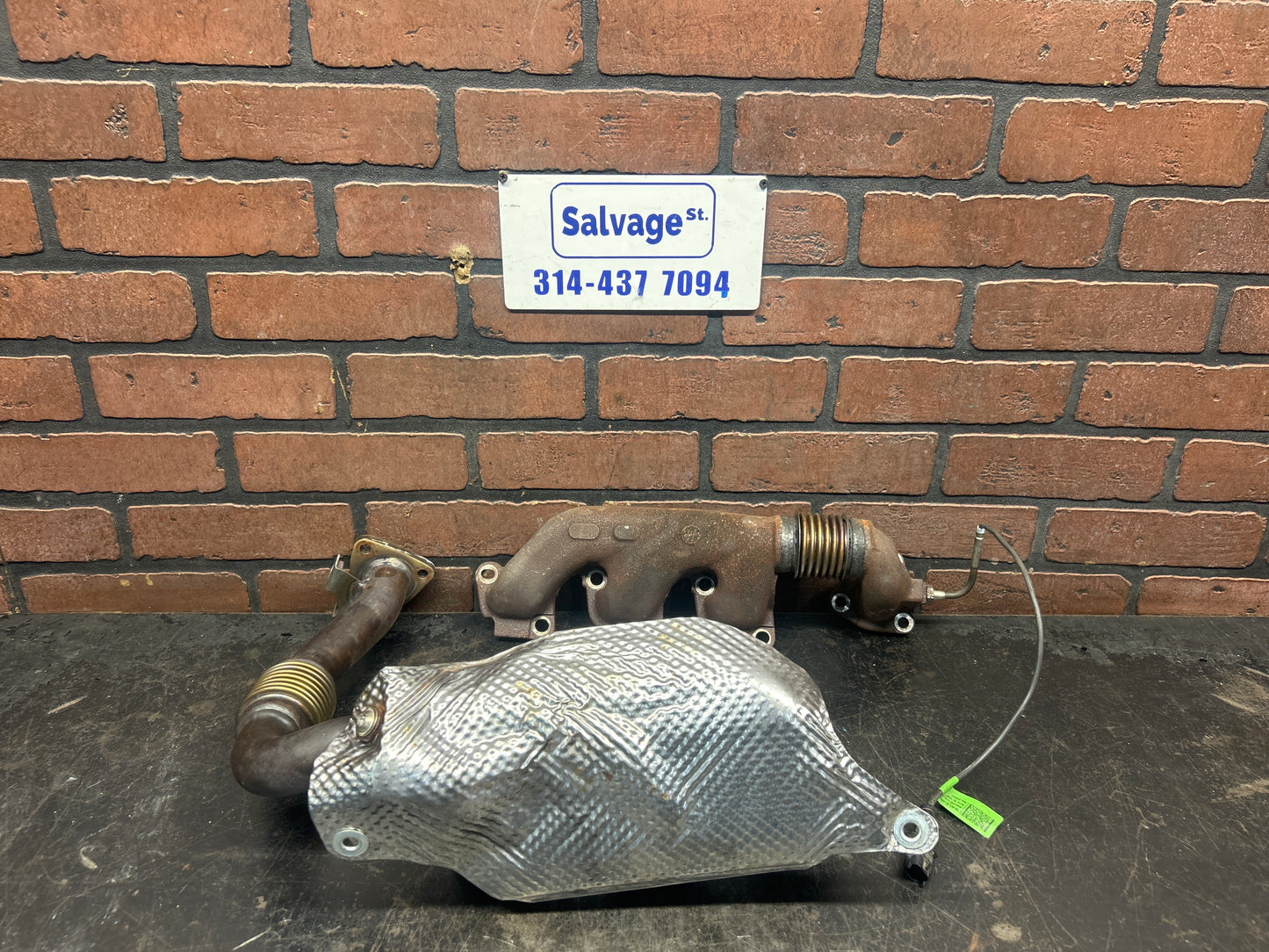 2014-2019 Ram 1500/Grand Cherokee 3.0L Diesel Exhaust Manifold Pair 68247778AB