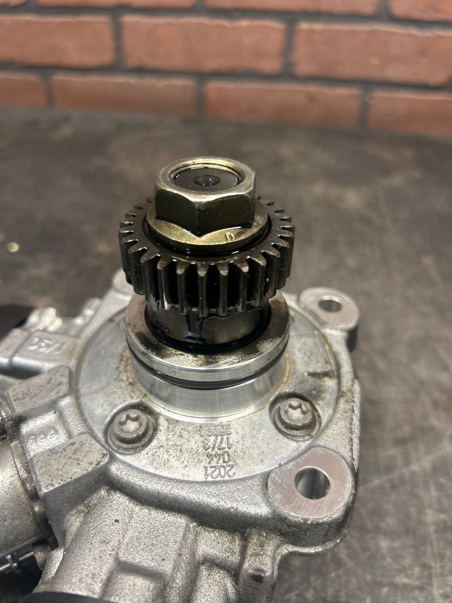 2014-2019 Ram EcoDiesel 3.0L Bosch OEM Fuel Injection Pump 68211269A
