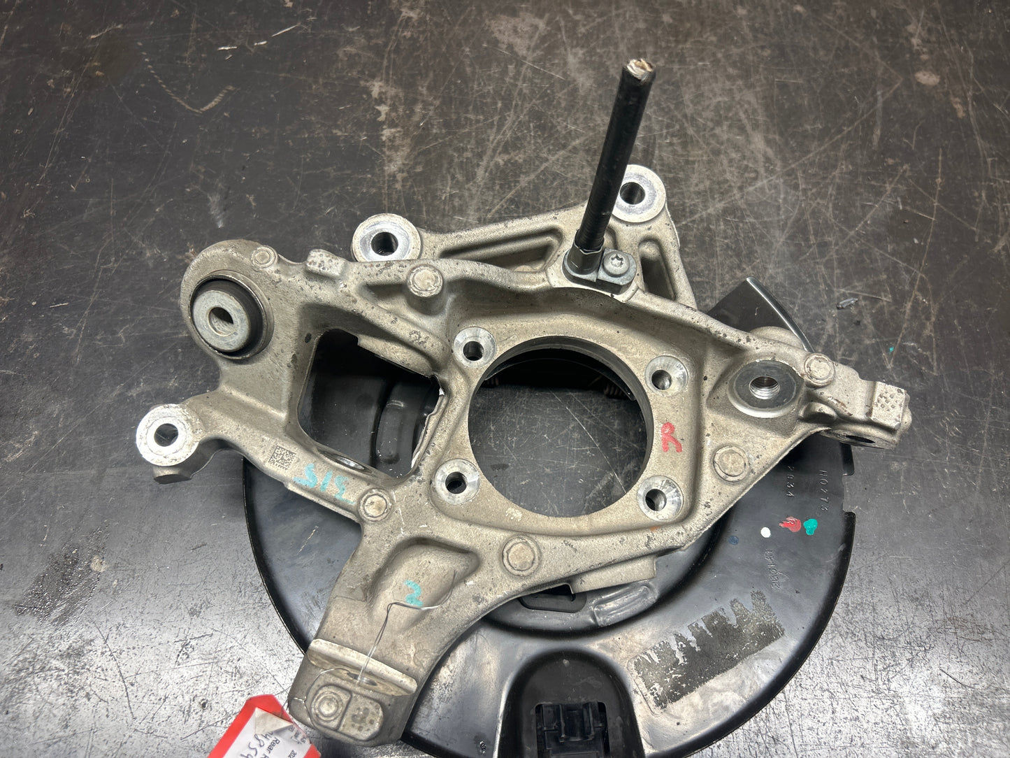 2018-2023 Dodge Charger/Challenger/300 Scat Pack Rear Right Hand Knuckle OEM