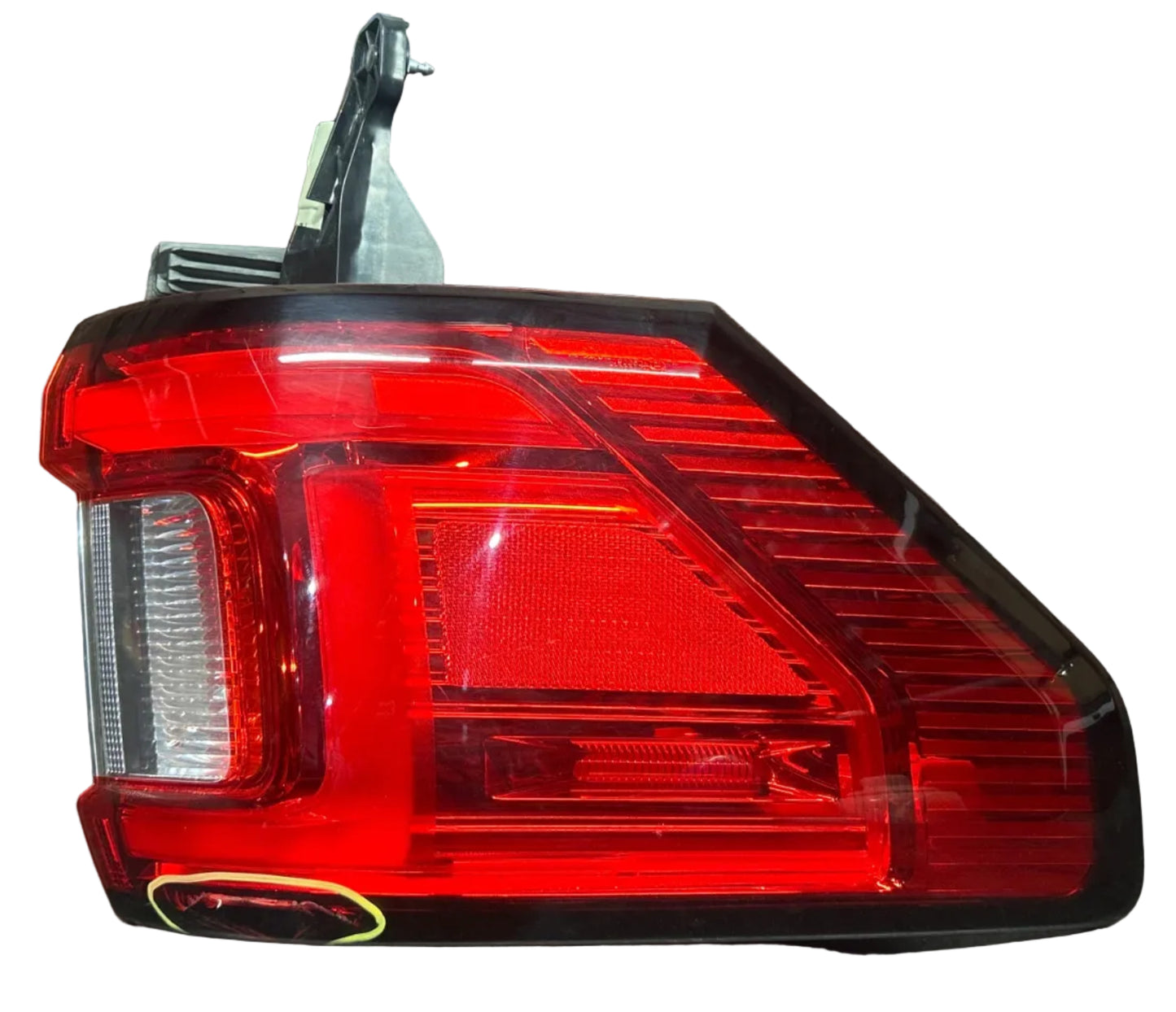 2018-2021 LINCOLN NAVIGATOR REAR RIGHT QUARTER TAIL LIGHT ASSEMBLY JL7B13405AJ
