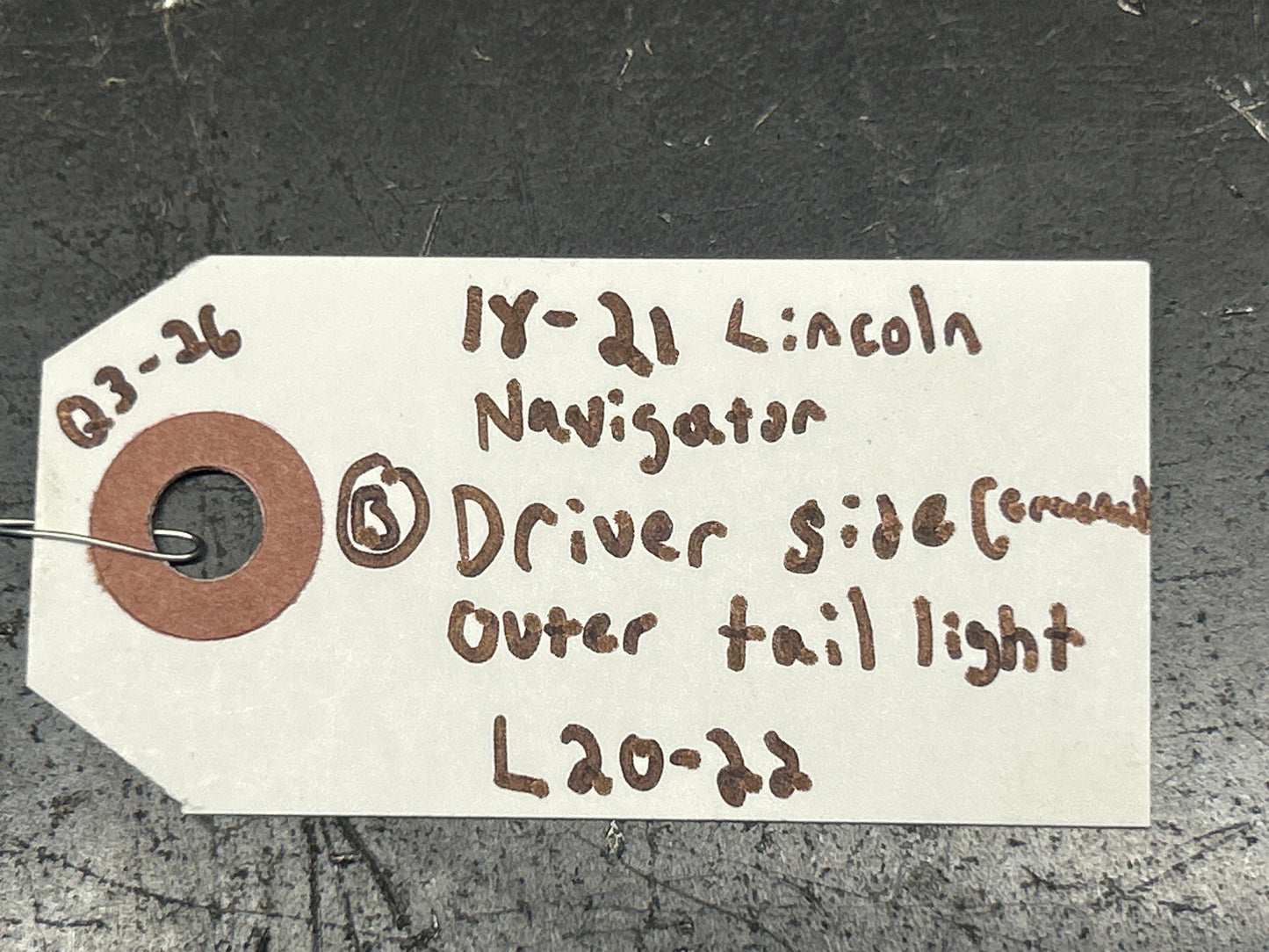2018-2021 LINCOLN NAVIGATOR REAR RIGHT QUARTER TAIL LIGHT ASSEMBLY JL7B13405AJ