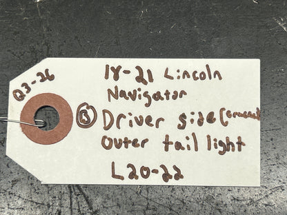 2018-2021 LINCOLN NAVIGATOR REAR RIGHT QUARTER TAIL LIGHT ASSEMBLY JL7B13405AJ