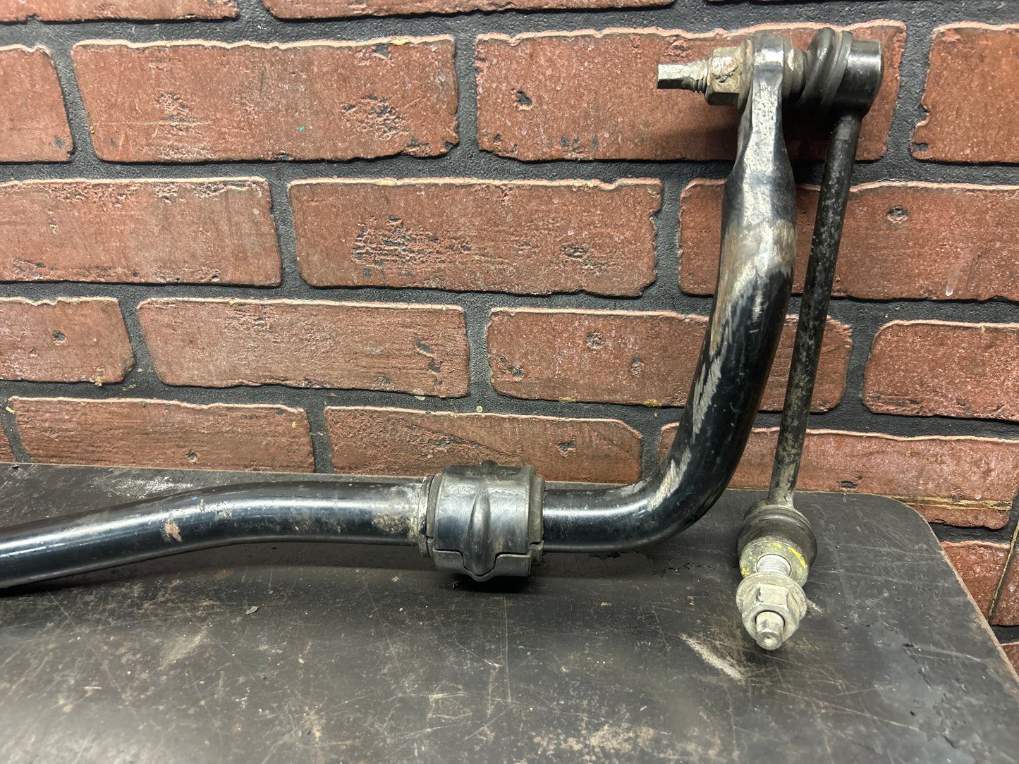 2014-2023 DODGE CHARGER RWD FRONT SUSPENSION STABILIZER SWAY BAR OEM
