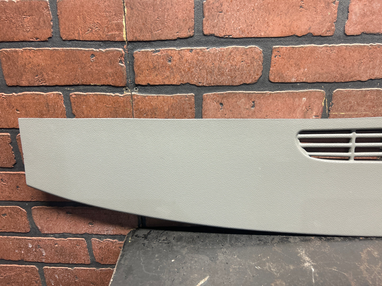 07-14 Chevy Tahoe/Avalanche/Suburban/Yukon/Escalade Dash Skin Defroster Panel