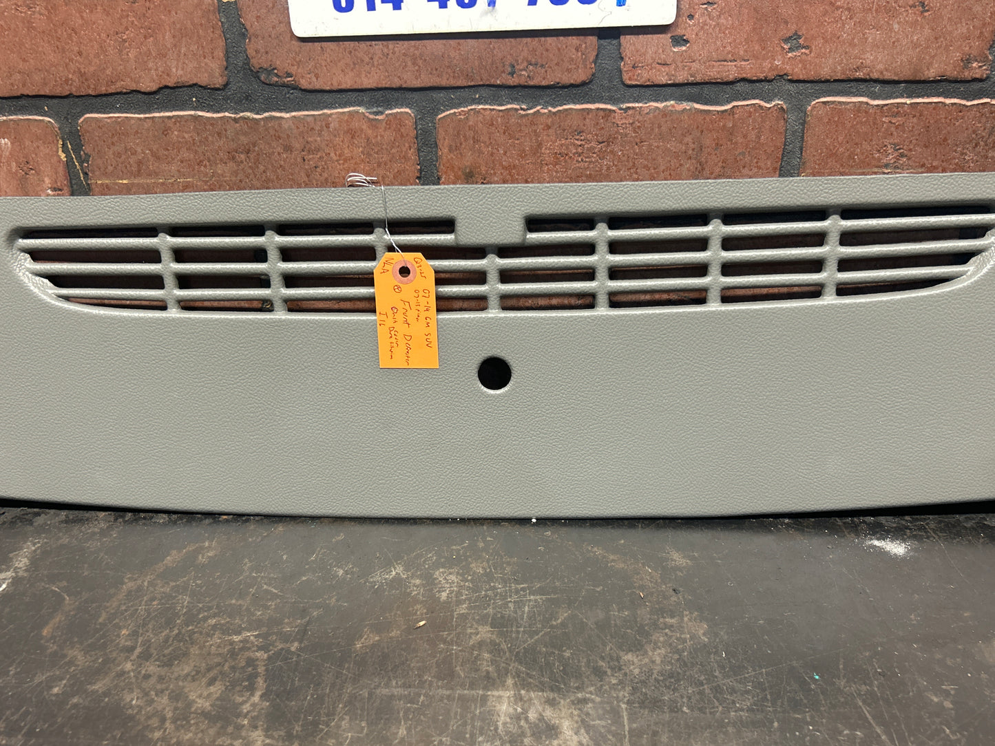 07-14 Chevy Tahoe/Avalanche/Suburban/Yukon/Escalade Dash Skin Defroster Panel