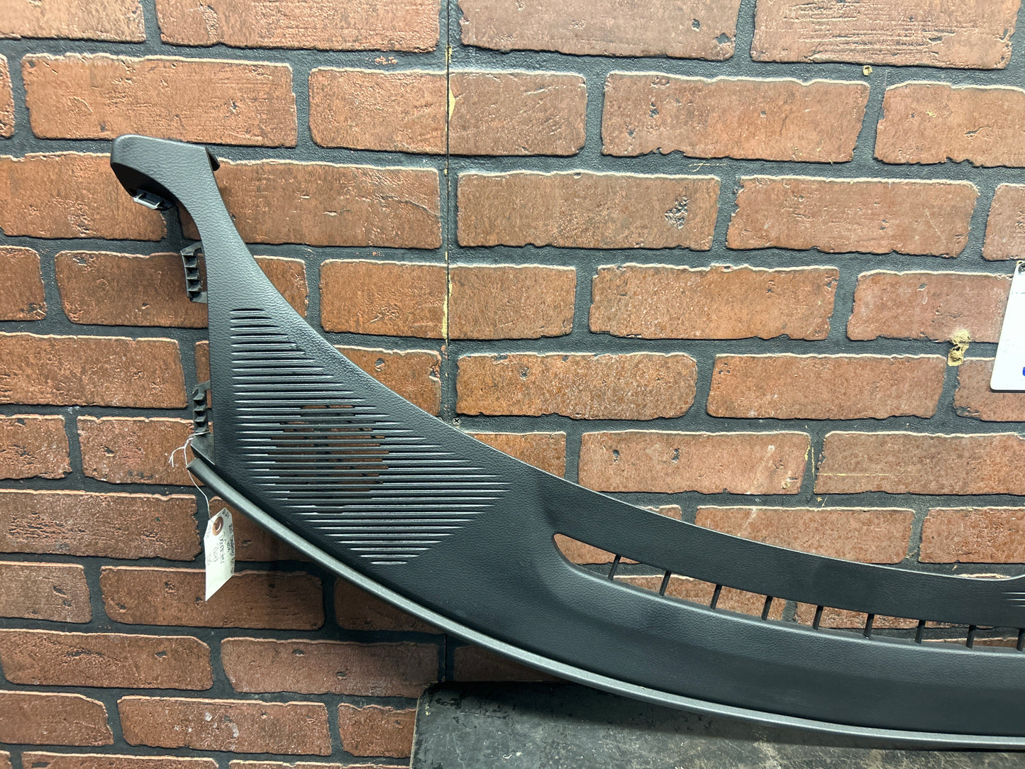 15-23 Dodge Challenger Dashboard Defroster Grille Panel Cover Trim 5LA14DX9AC