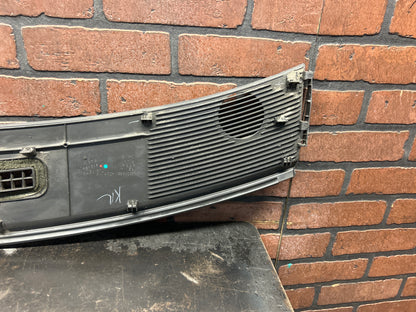 2007-2009 Dodge Caliber Interior Dash Windshield Defroster Grille Panel Cowl OEM