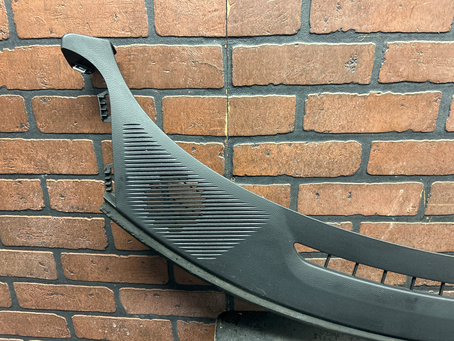 2015-2023 DODGE CHALLENGER DASHBOARD DEFROST AIR VENT GRILL GRILLE PANEL OEM