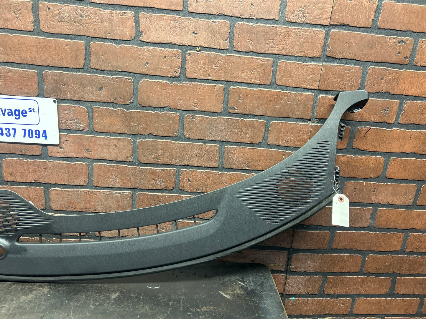 2015-2023 DODGE CHALLENGER DASHBOARD DEFROST AIR VENT GRILL GRILLE PANEL OEM