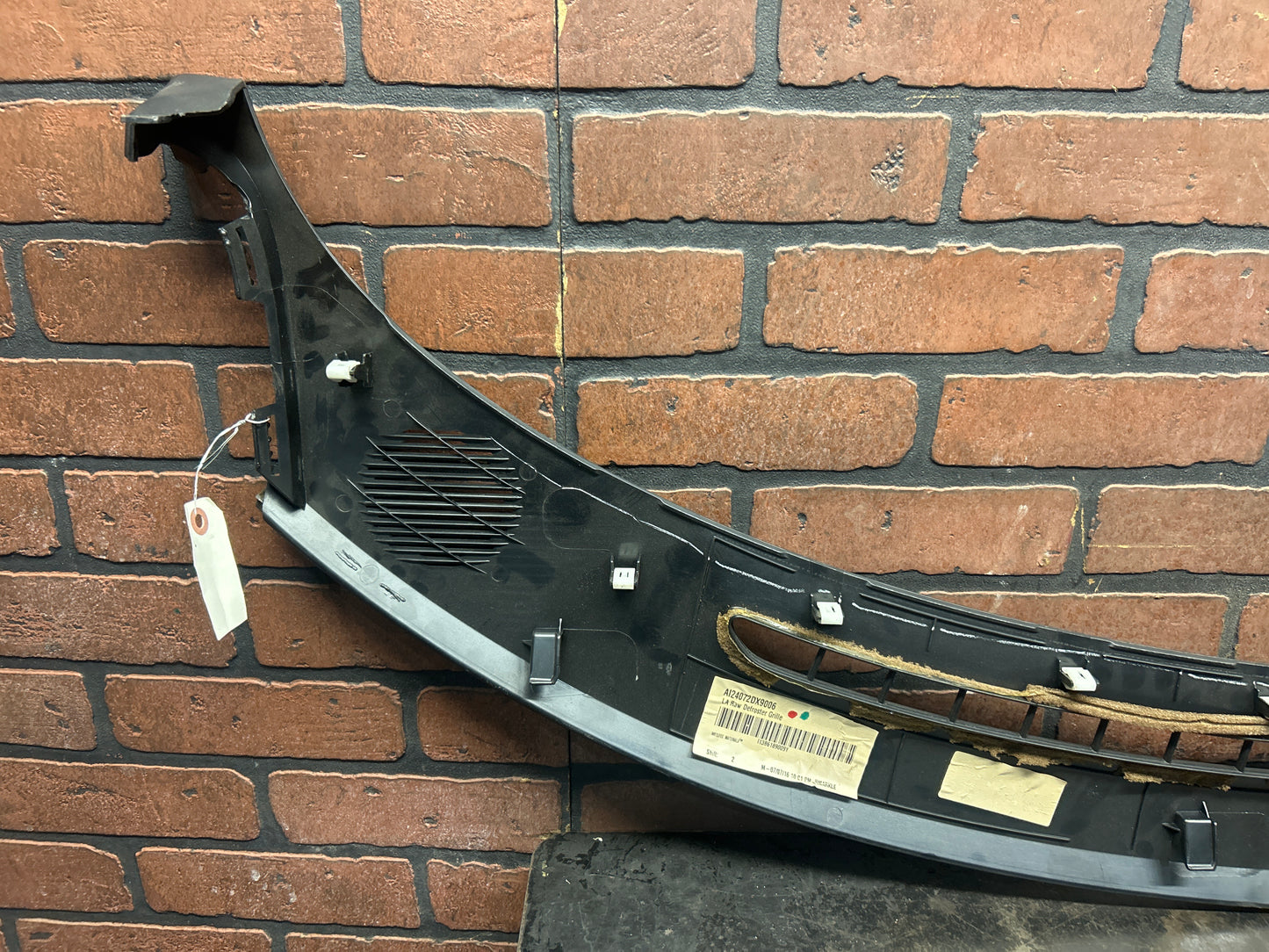 2015-2023 DODGE CHALLENGER DASHBOARD DEFROST AIR VENT GRILL GRILLE PANEL OEM