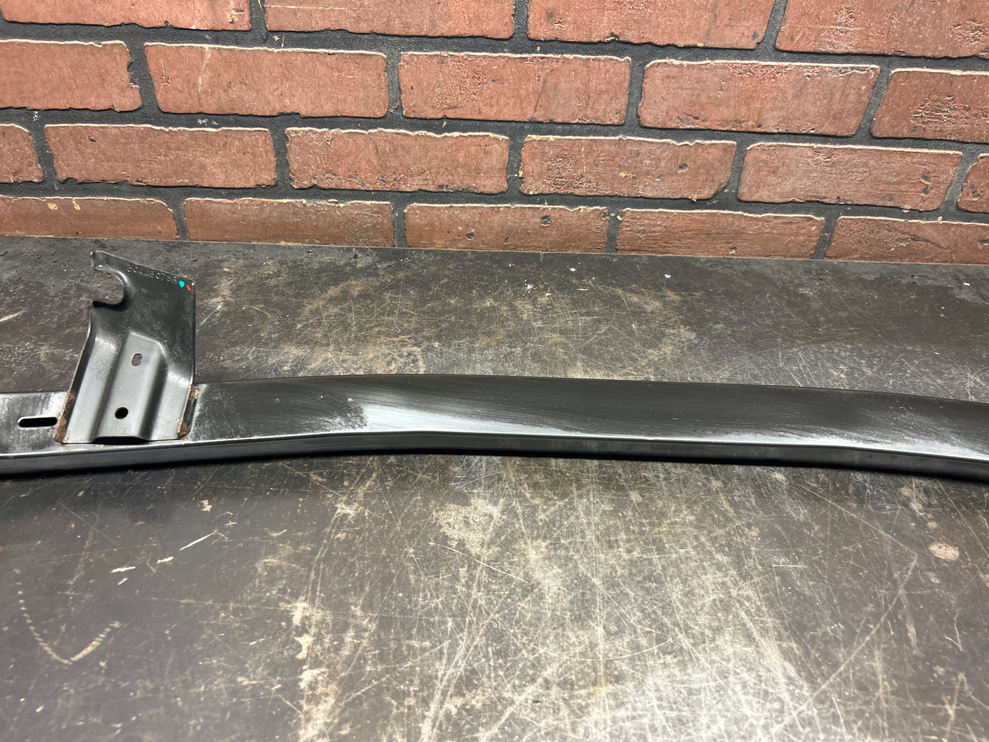 2005-2010 Chrysler 300C SRT8 Genuine OEM Engine Suspension Strut Tower Brace Bar