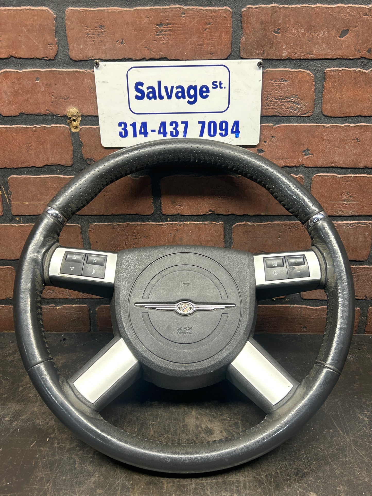 2006-2010 Chrysler 300C SRT8 Steering Wheel Horn Controls OEM 6.1L 1AK841DVAA