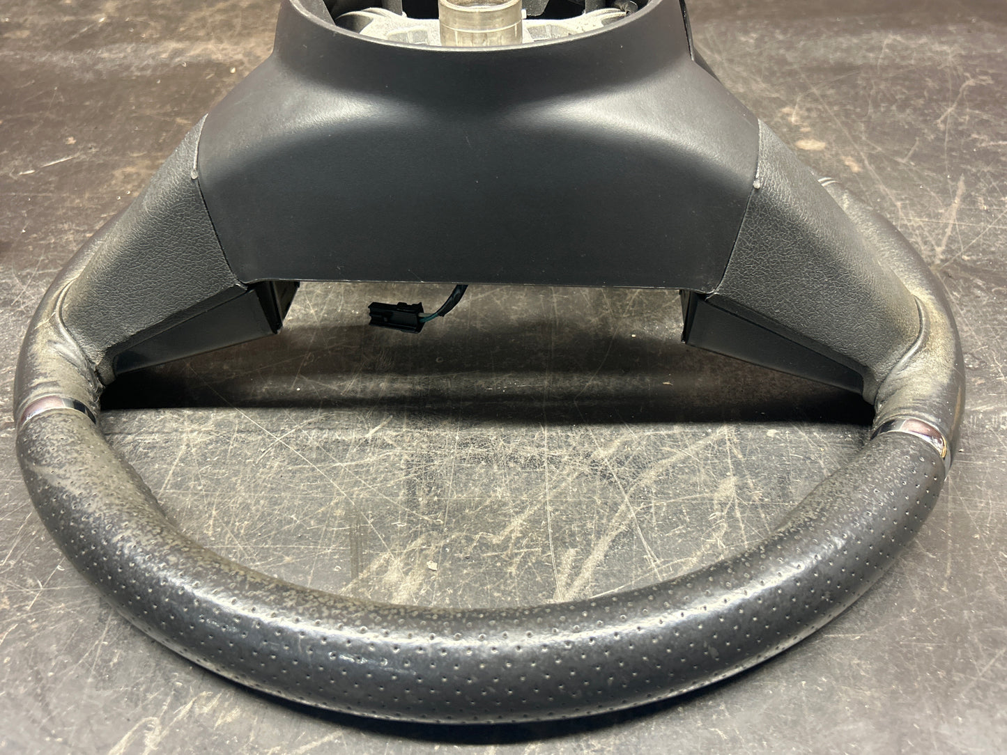 2006-2010 Chrysler 300C SRT8 Steering Wheel Horn Controls OEM 6.1L 1AK841DVAA