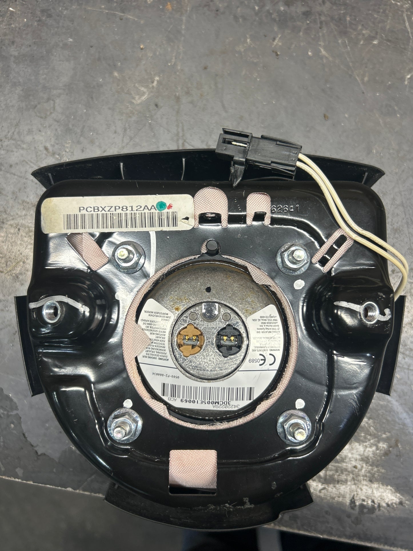 2006-2010 Chrysler 300C SRT8 Steering Wheel Horn Controls OEM 6.1L 1AK841DVAA
