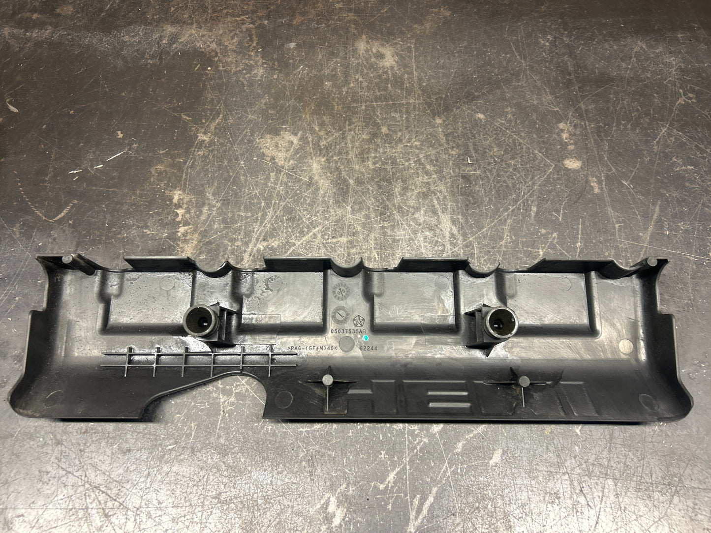 2006-2010 Charger Challenger 300 SRT8 6.1l Hemi OEM Left Right Engine Cover Set