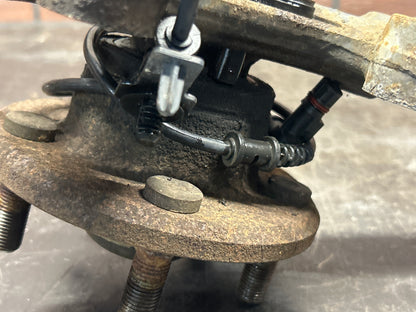 CHRYSLER 300C SRT8 6.1L 05-14 FRONT RIGHT PASSENGER WHEEL SPINDLE KNUCKLE
