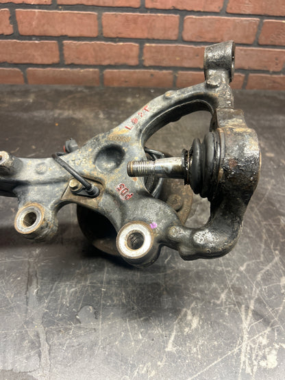 2005-2014 CHRYSLER 300C SRT OEM FRONT Driver L SUSPENSION SPINDLE KNUCKLE HUB