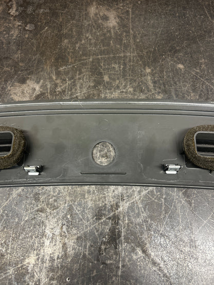 2005-2007 CHRYSLER 300 UPPER DASH DEFROSTER VENT TRIM PANEL 0XB33XDVAC