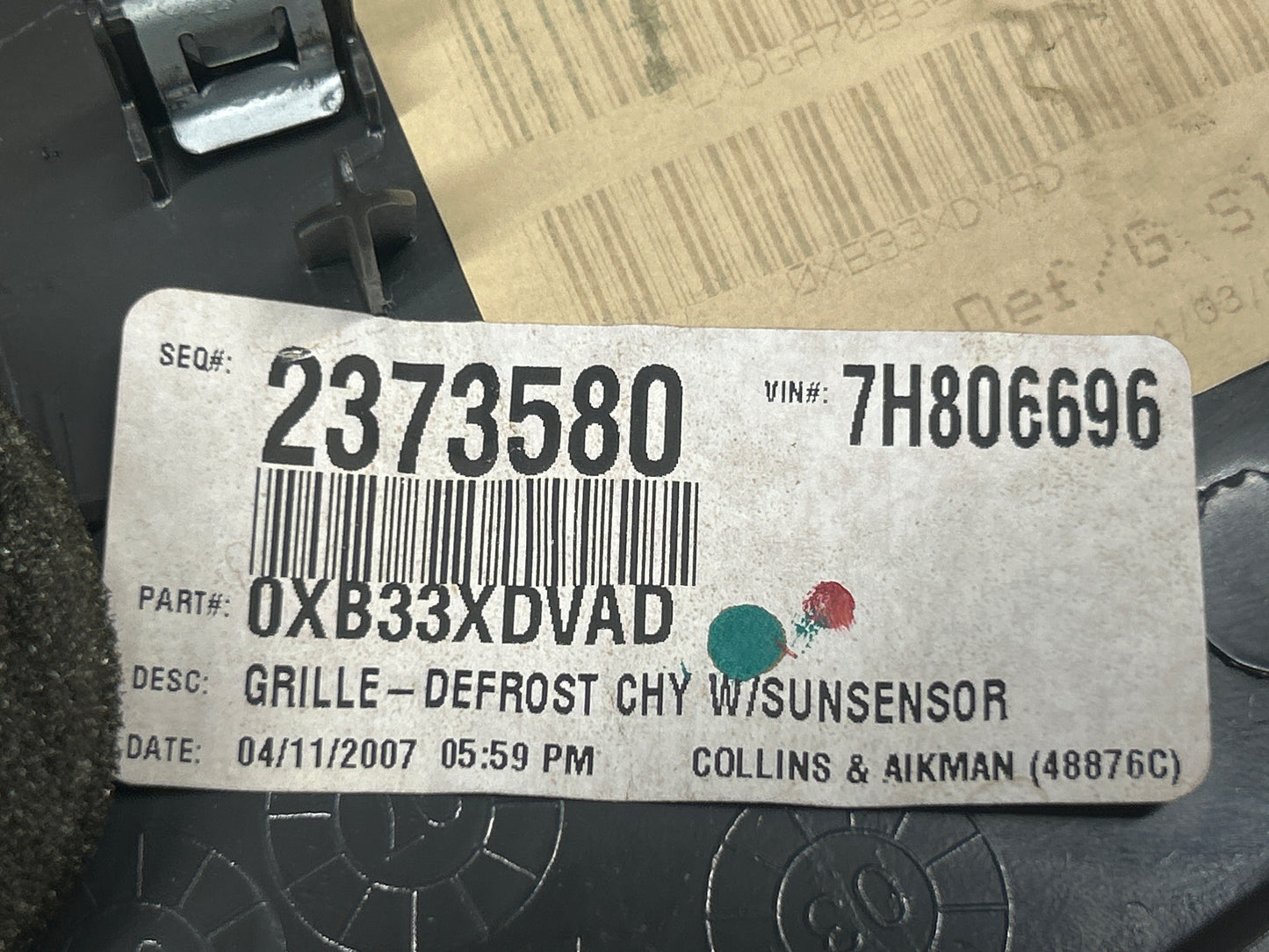 2005-2007 CHRYSLER 300 UPPER DASH DEFROSTER VENT TRIM PANEL 0XB33XDVAC