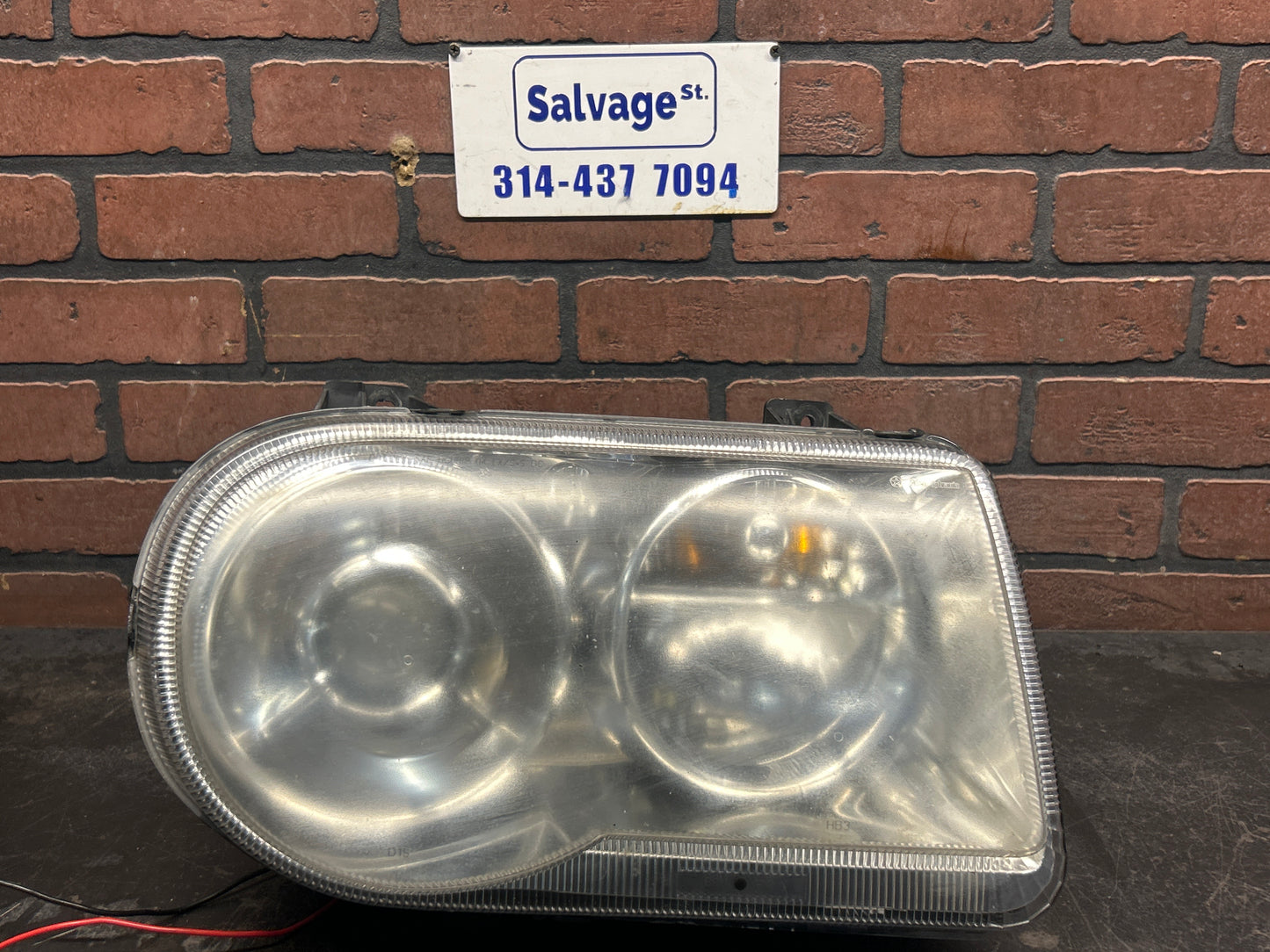 2005-2010 CHRYSLER SRT8 300C RIGHT PASSENGER XENON HID HEADLIGHT ASSEMBLY OEM RH