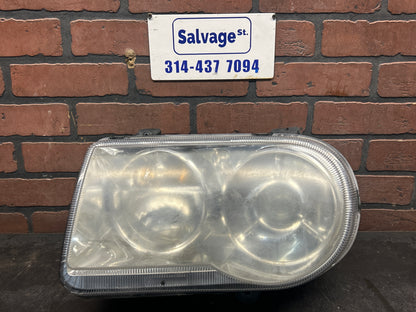 2005-2010 CHRYSLER SRT8 300C RIGHT PASSENGER XENON HID HEADLIGHT ASSEMBLY OEM RH