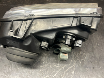 2005-2010 CHRYSLER SRT8 300C RIGHT PASSENGER XENON HID HEADLIGHT ASSEMBLY OEM RH