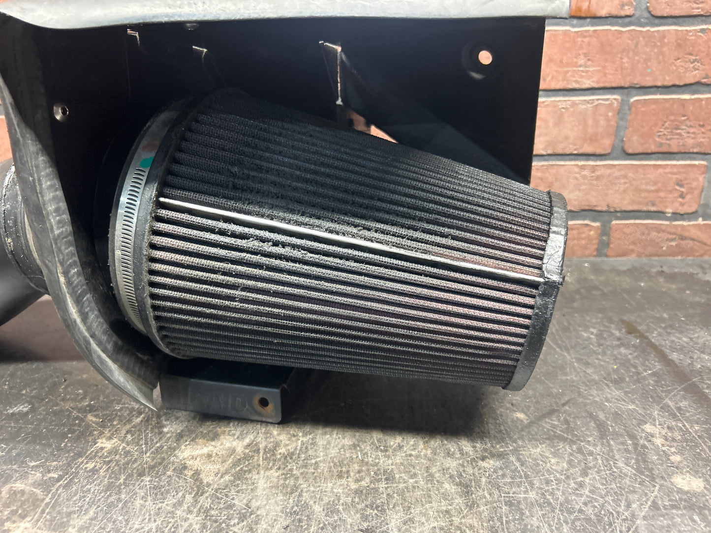 2005-2010 Chrysler 300C SRT8 6.1L Airraid Cold Air Intake Systems